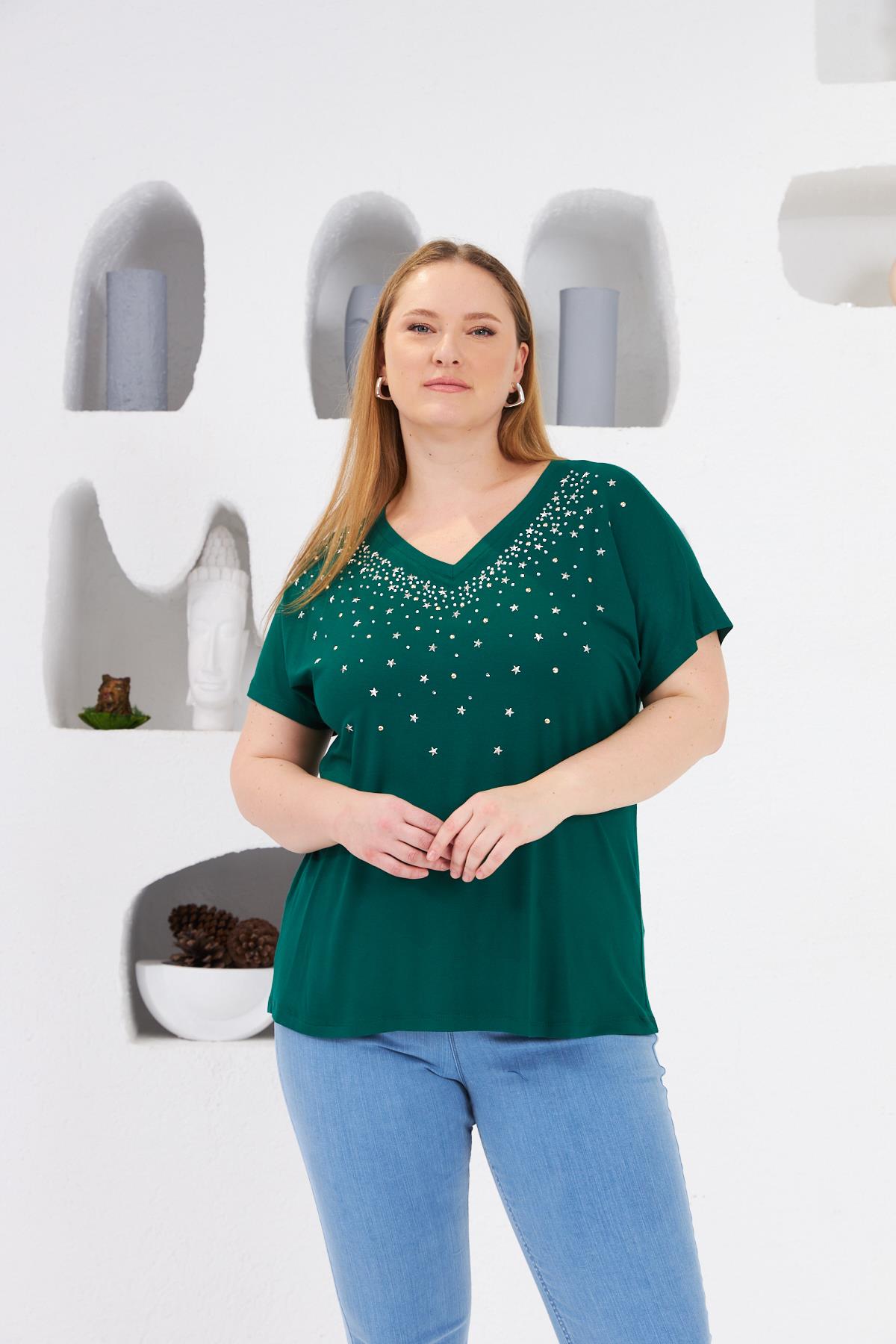 Yıldız Taş Baskılı Büyük Beden Tişört Zümrüt