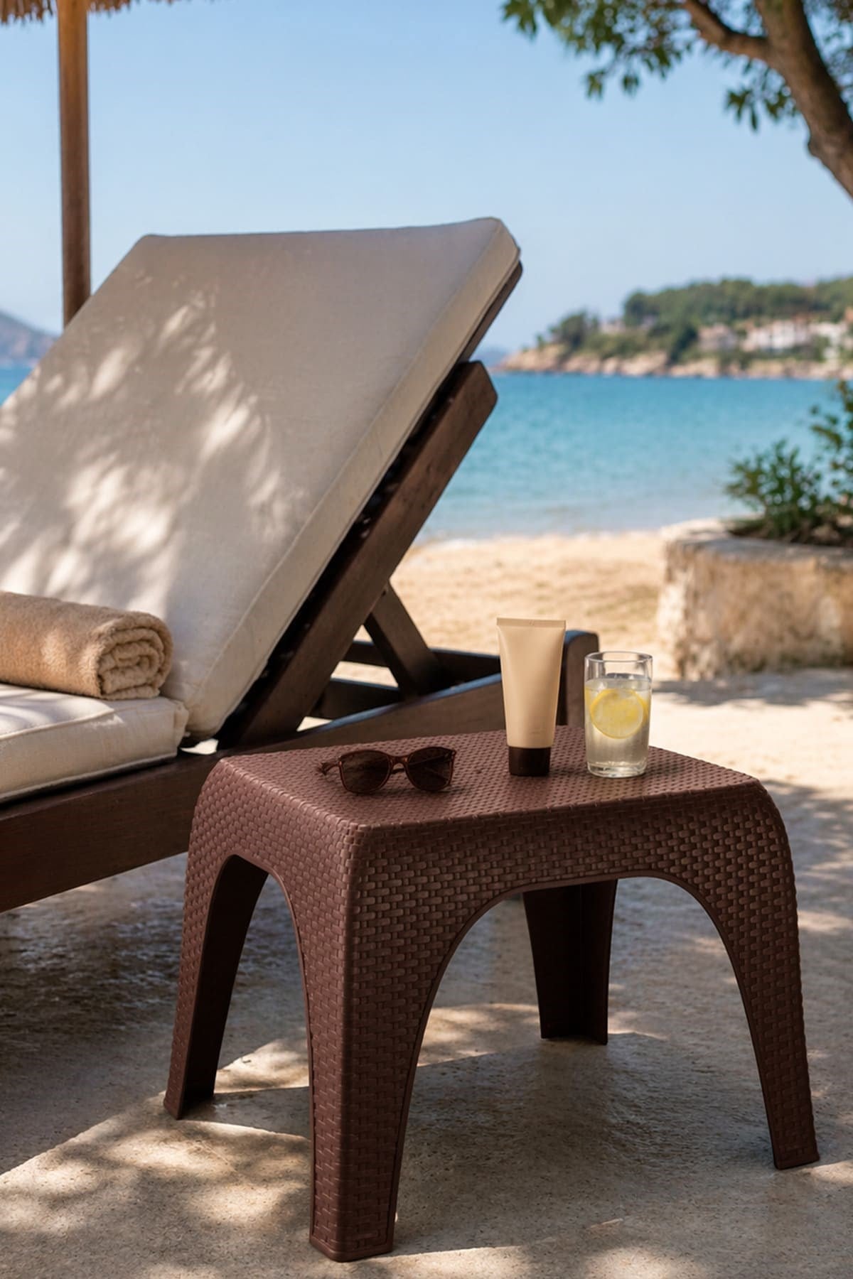 Alezy 2590 Rattan Şezlong Plaj Kahve Sehpası