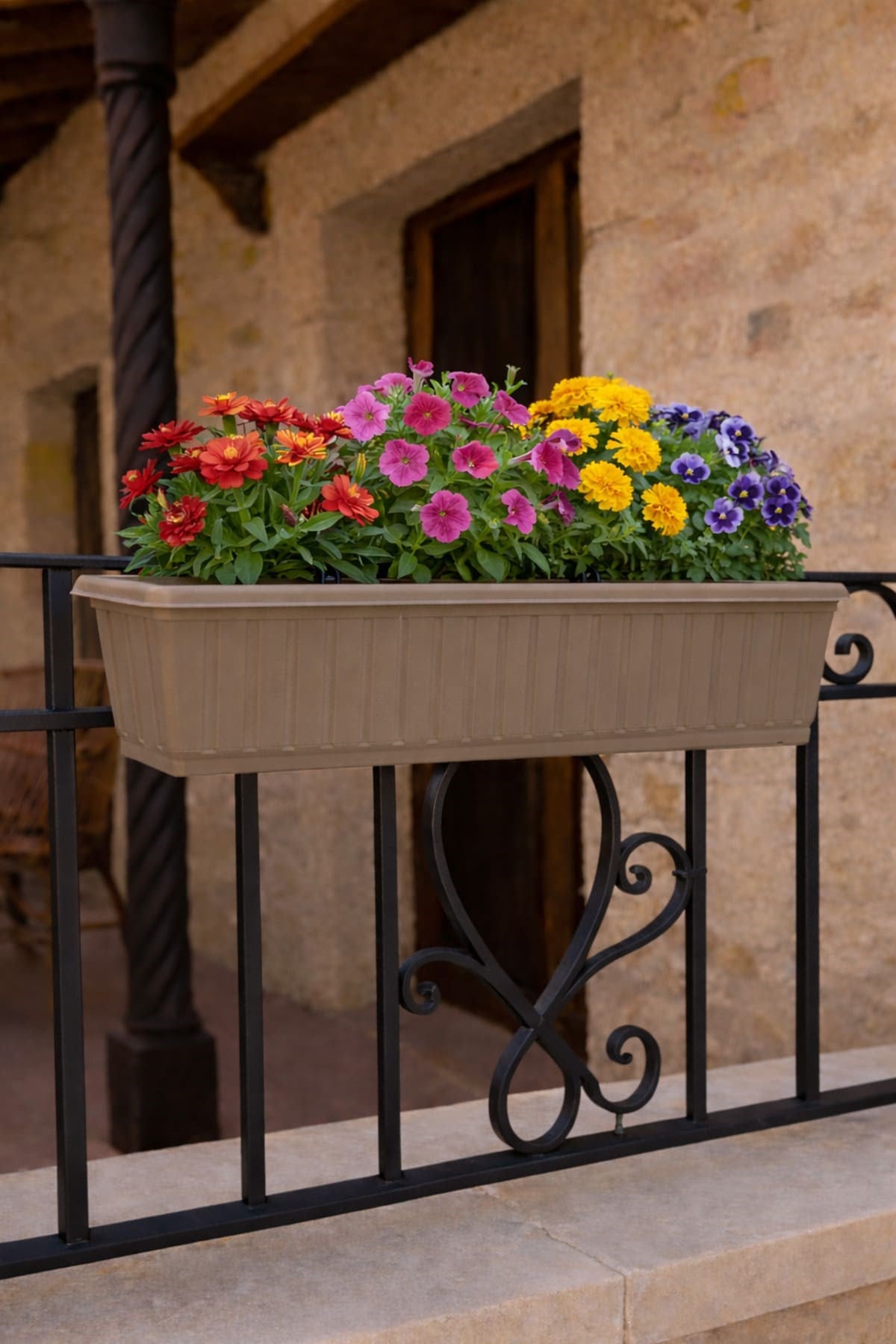 Serinova S233IA Klasik Askılı Balkon Saksı 11.5 Litre