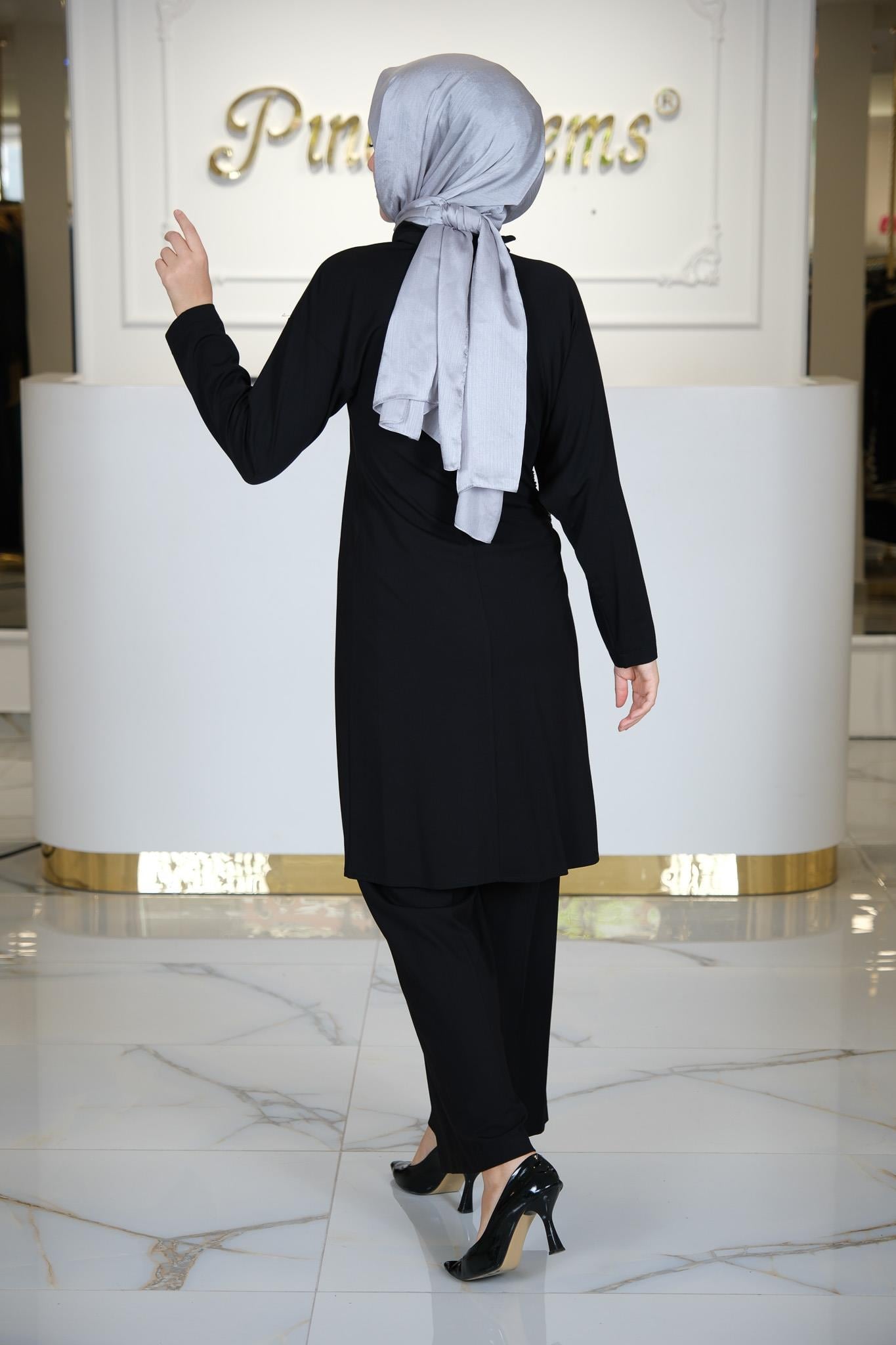 TAKIM SIYAH