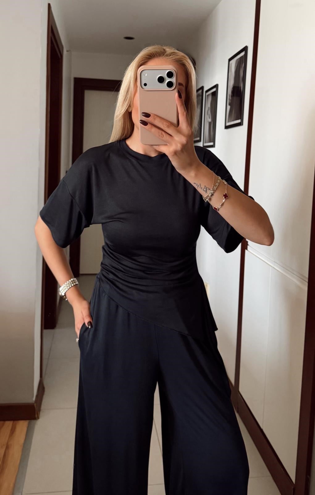 ANTRASİT RİBANA YANI BÜZGÜLÜ TSHİRT BELİ LASTİKLİ PANTOLON TAKIM
