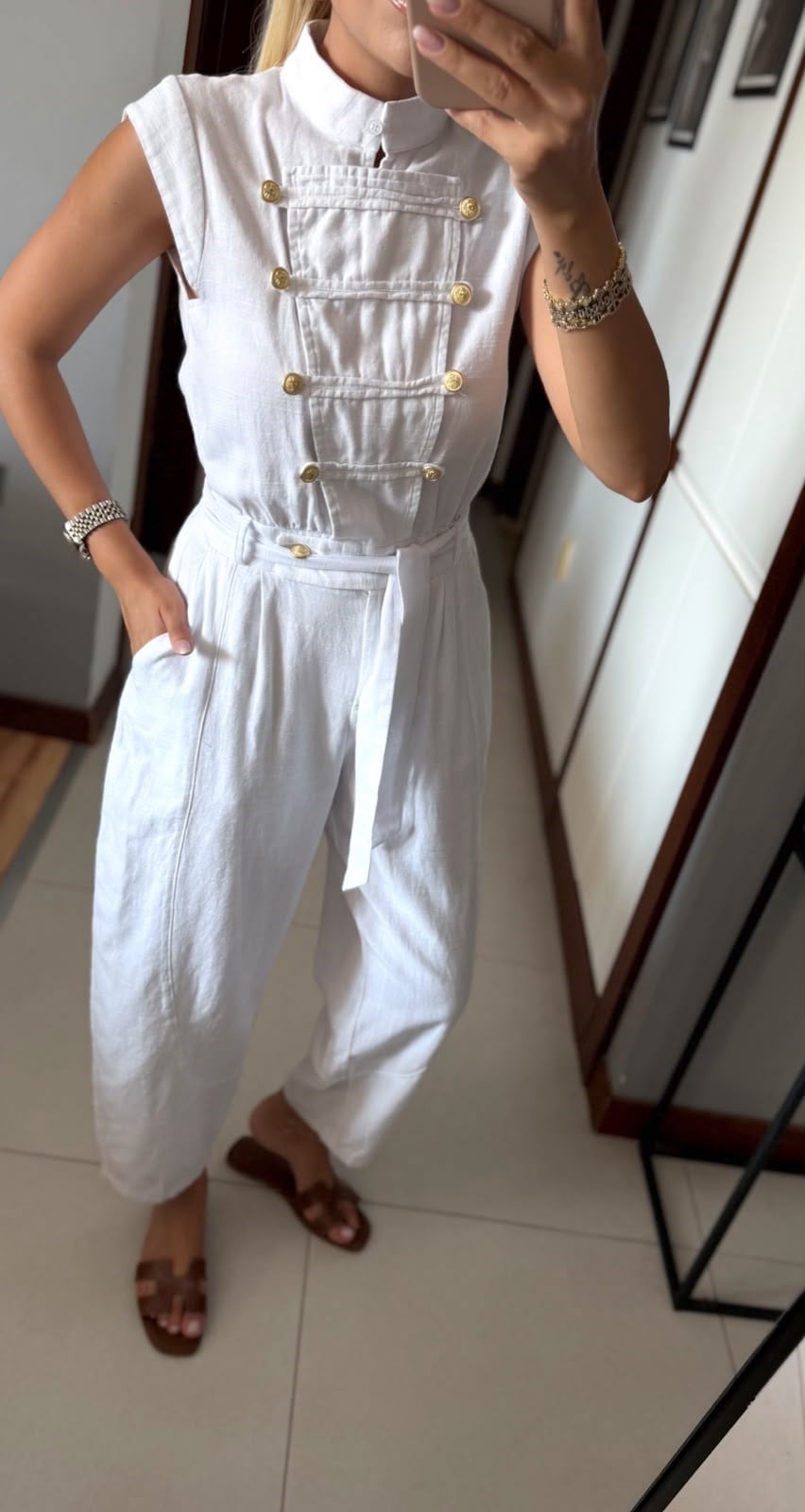 BEYAZ GOLD DÜĞMELİ TASARIM TULUM