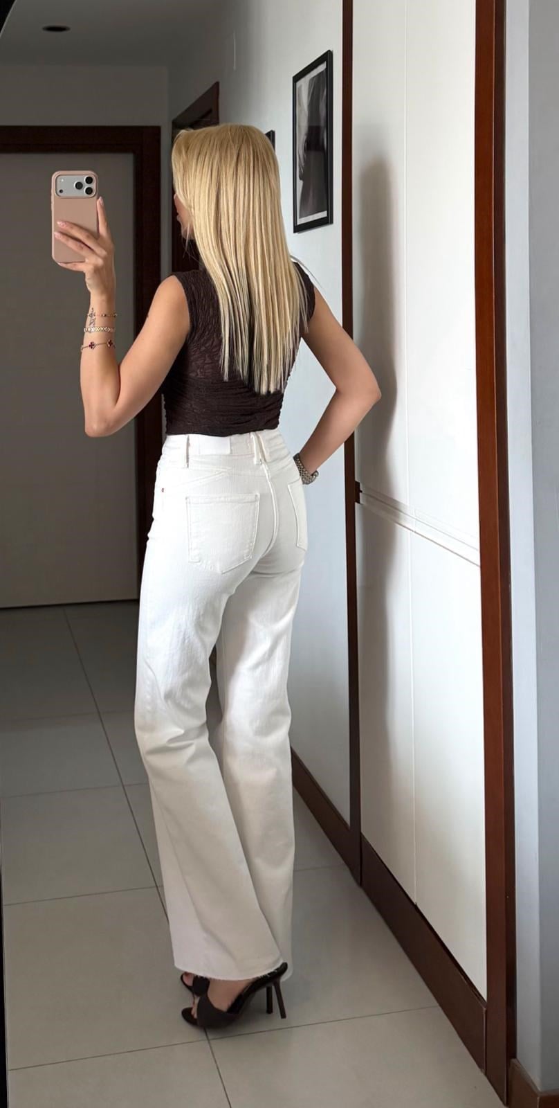 BEYAZ PUSH UP JEAN