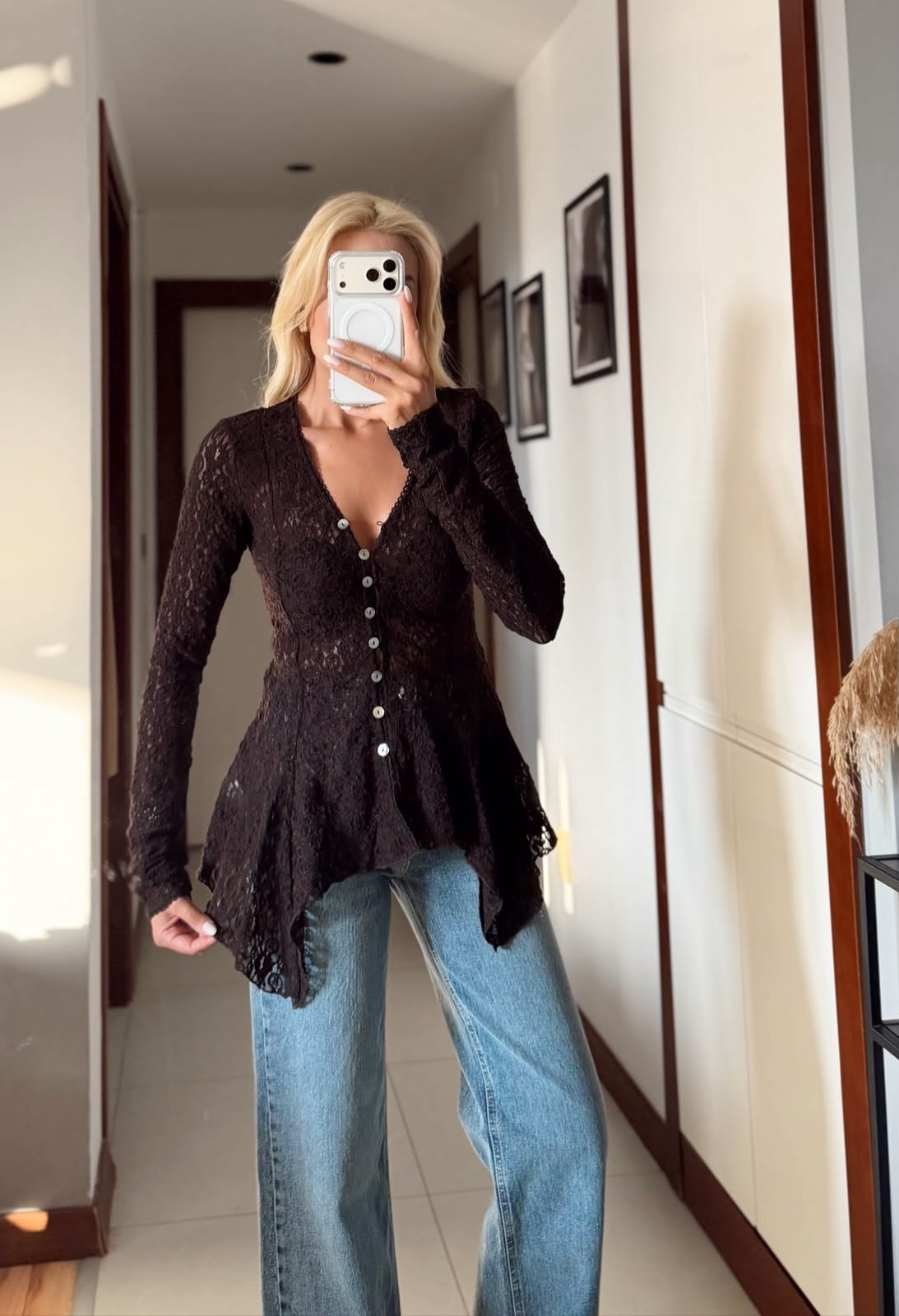 DİLVİN KAHVE DÜĞMELİ DANTEL HIRKA