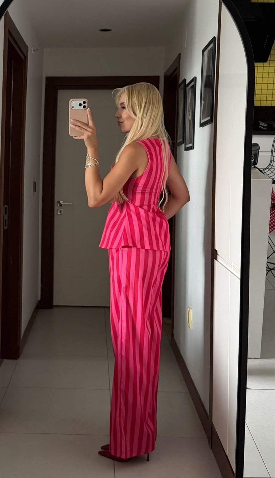 KIRMIZI PEMBE ÇİZGİLİ TAKIM