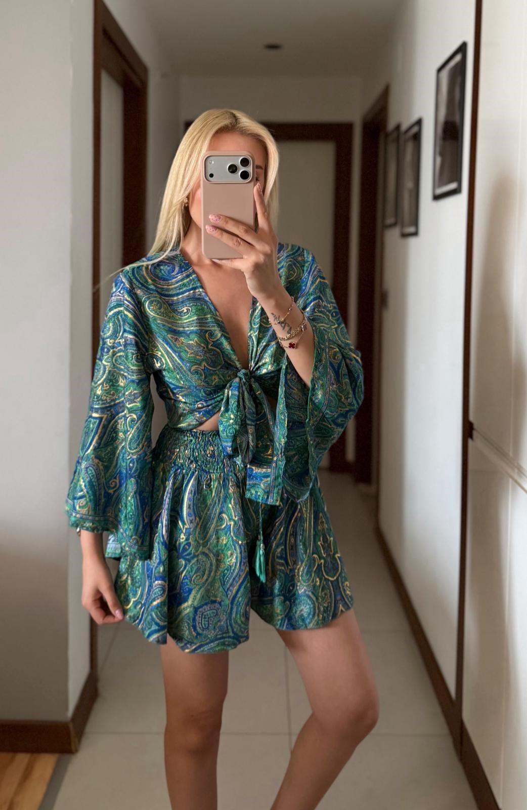 LENA HİNT İPEK BLUZ ŞORT TAKIM