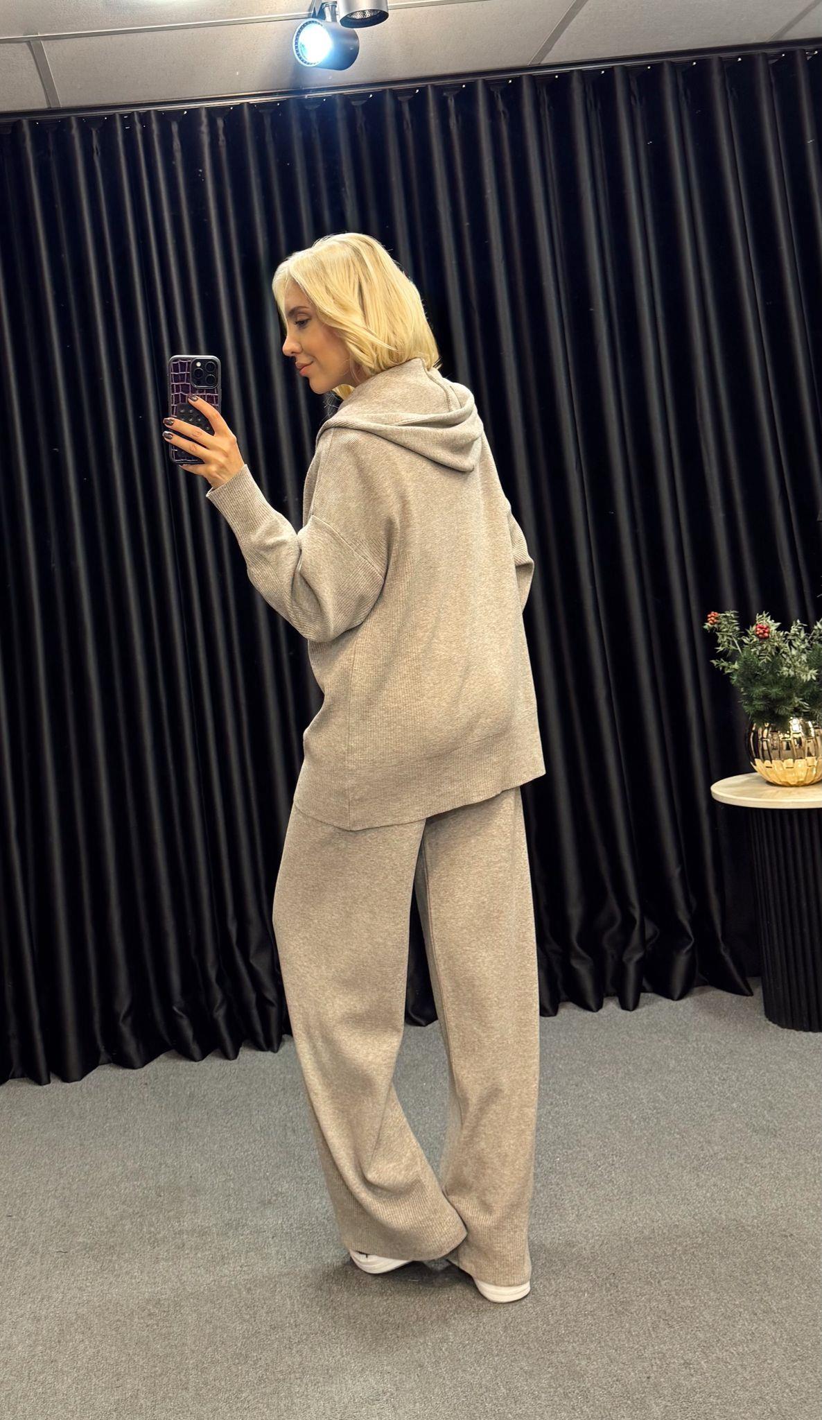 MARKA MODEL OYSH ÇİFT FERMUARLI CEKET PANTOLON TRİKO TAKIM VİZON