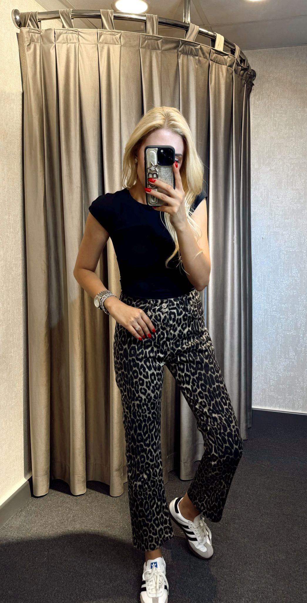 ORJ MARKA ETİKETLİ KARTLI LEOPAR BOYFİT JEAN KAHVERENGİ