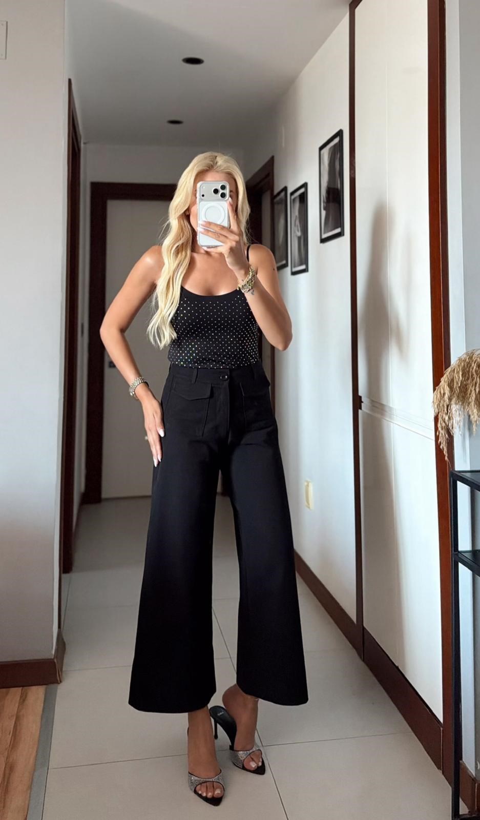 RENNY SİYAH CEPLİ FLARE KESİM KUMAŞ PANTOLON
