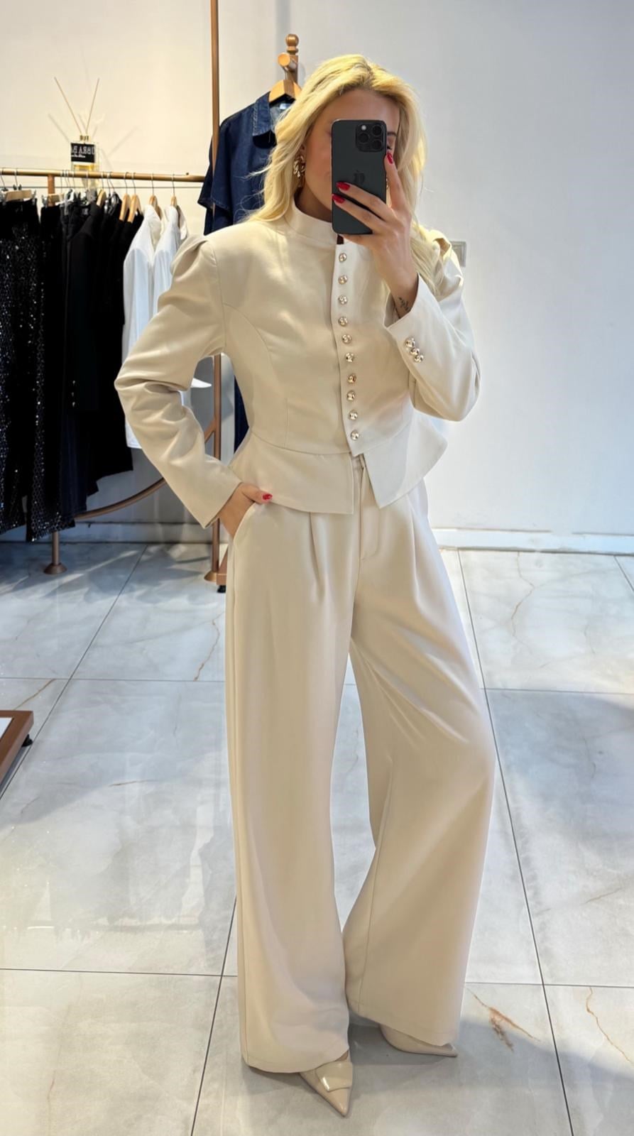 TAŞ GOLD DÜĞME DETAYLI CEKET PANTOLON TAKIM