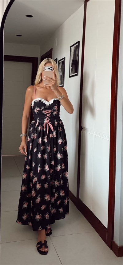 ASHLEY SİYAH ÇİÇEK DESENLİ ELBİSE