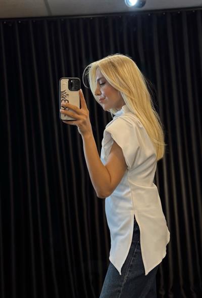 ASİMETRİK VATKALI BLUZ BEYAZ