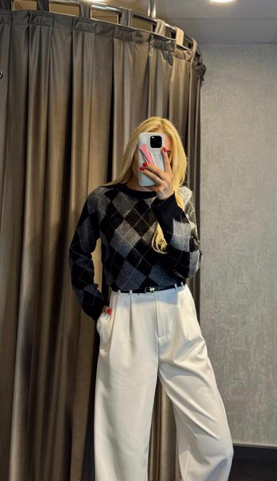 BAKLAVA DESEN KAZAK SİYAH-GRİ