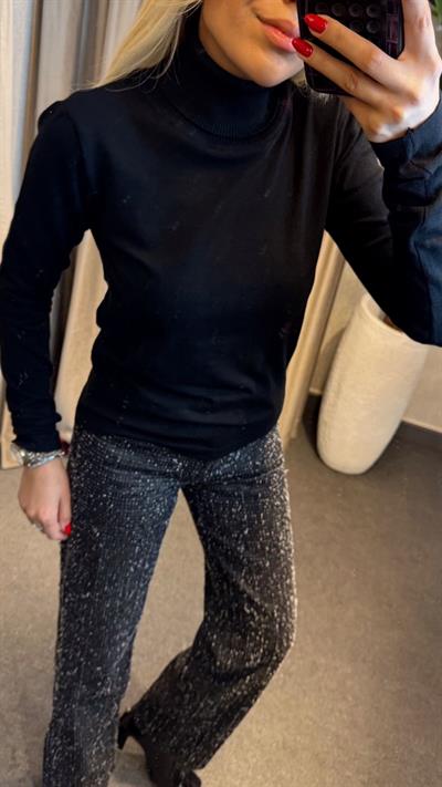 BALIKÇI YAKA TRİKO SİYAH