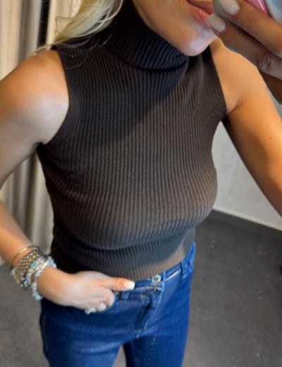 BALIKÇIYAKA KOLSUZ TRİKO KAHVE