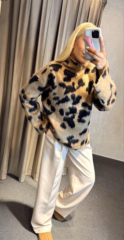 BALIKÇIYAKA SAKALLI LEOPAR DESEN KAZAK LEO