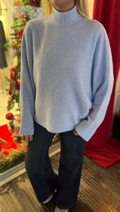 BEBE MAVİ BOĞAZLI YARASA KOL TRİKO KAZAK