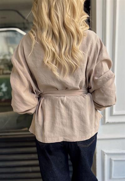 BEJ BELDEN BAĞLAMALI GÖMLEK CEKET