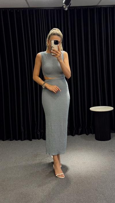 BEL DEKOLTELİ DOKULU MİDİ ELBİSE BEBE MAVİ