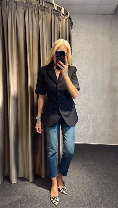 BELDEN OTURTMALI KISA KOLLU BLAZER SİYAH