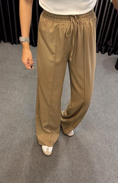 BELİ LASTİKLİ BAĞLAMALI VİSKON PANTOLON CAMEL