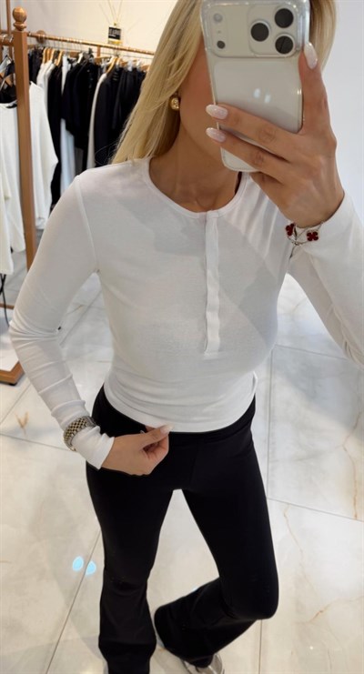 BEYAZ DİLVİNUZUN KOLLU ÇITÇIT DÜĞMELİ BLUZ