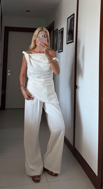 BEYAZ LARİE BLUZ PANTOLON TAKIM
