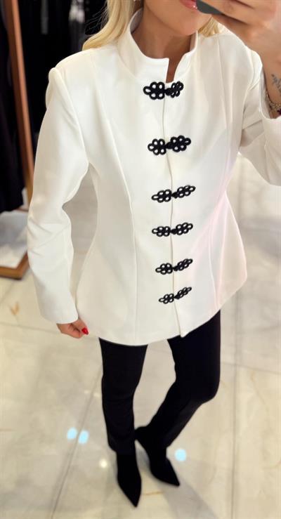BEYAZ NAPOLYON NAKIŞ DÜĞMELİ BLAZER CEKET