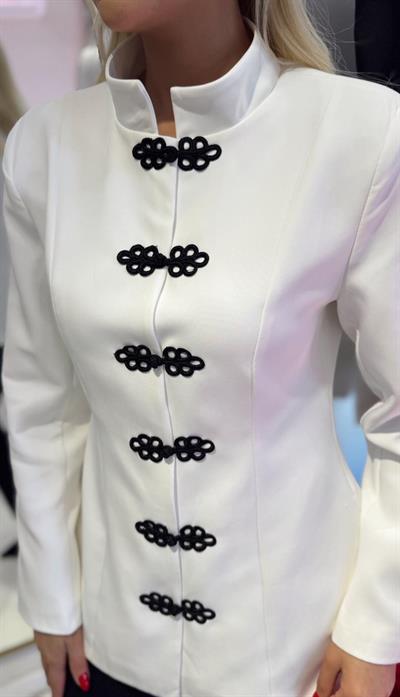 BEYAZ NAPOLYON NAKIŞ DÜĞMELİ BLAZER CEKET
