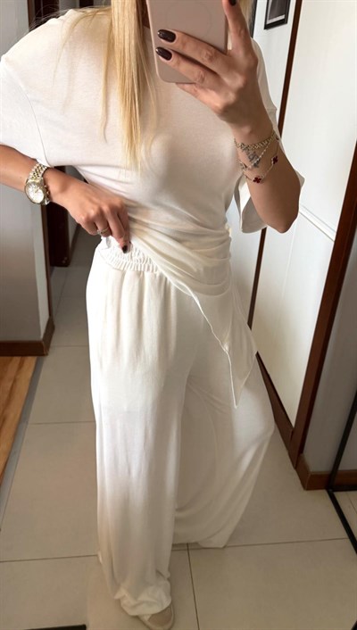 BEYAZ RİBANA YANI BÜZGÜLÜ TSHİRT BELİ LASTİKLİ PANTOLON TAKIM