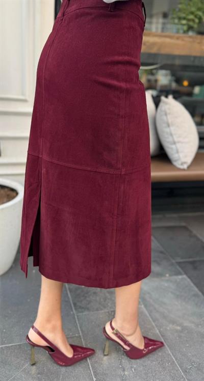 BORDO ARKA YIRTMAÇLI KALEM ETEK