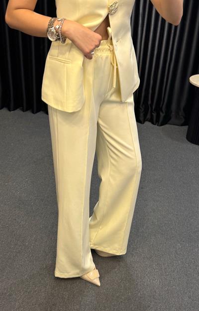 BÜYÜK DÜĞMELİ YELEK BEL LASTİKLİ PANTOLON TAKIM  AÇIK SARI