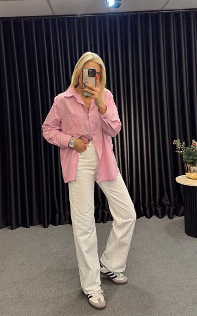 CEP KISMI NAKIŞ DETAYLI GÖMLEK PEMBE