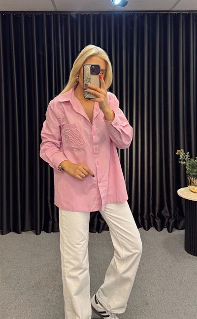 CEP KISMI NAKIŞ DETAYLI GÖMLEK PEMBE