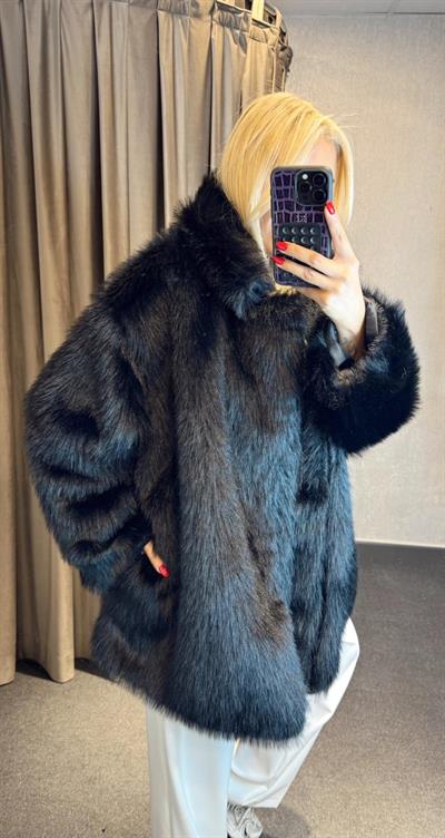 CEPLİ KIRÇILLI KÜRK KABAN SİYAH