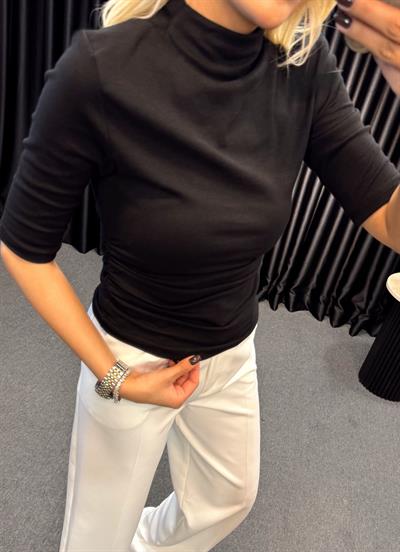 DİLVİN DİK YAKA BÜZGÜLÜ TSHİRT SİYAH