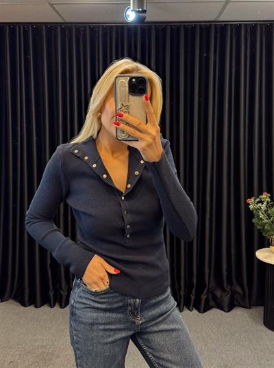 DİLVİN DİK YAKA ÇITÇITLI ÇELİK ÖRME TRİKO LACİVERT