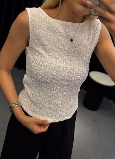 DİLVİN KAYIK YAKA DANTEL TOP EKRU