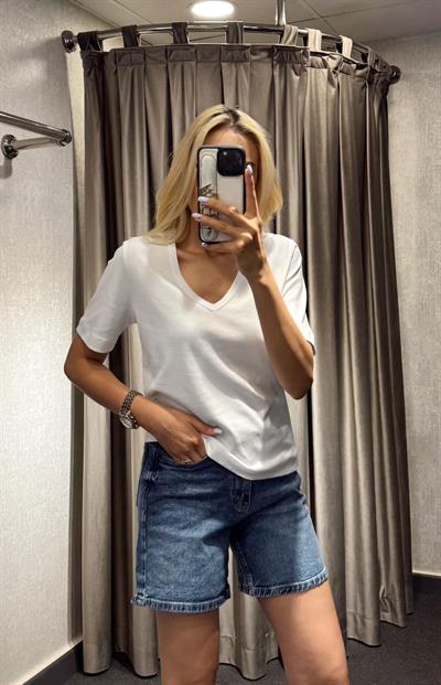 DİLVİN KISA KOLLU V YAKA TSHİRT BEYAZ