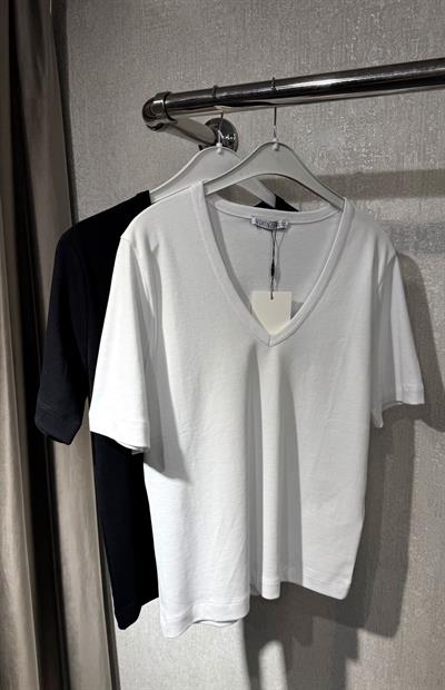 DİLVİN KISA KOLLU V YAKA TSHİRT BEYAZ