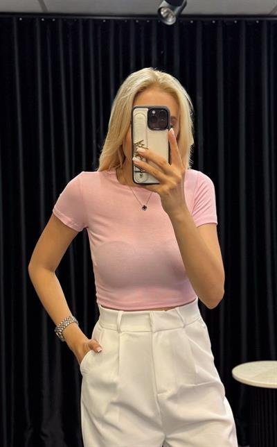 DİLVİN MODAL CROP PEMBE