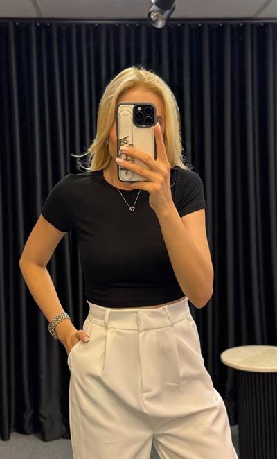 DİLVİN MODAL CROP SİYAH