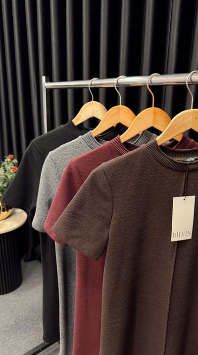 DİLVİN ORTASI DİKİŞ DETAYLI TRİKO ELBİSE BORDO