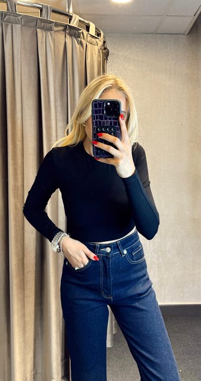 DİLVİN UZUN KOLLU CROP TOP SİYAH