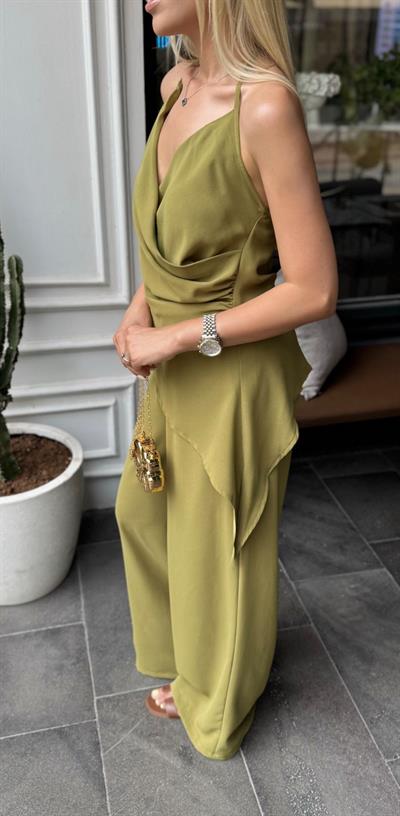 DRAPELİ ASİMETRİK KESİM BLUZ PANTOLON TAKIM OLİVE