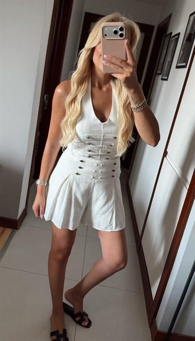 EKRU SİOFRA KETEN DÜĞME DETAYLI ŞORT