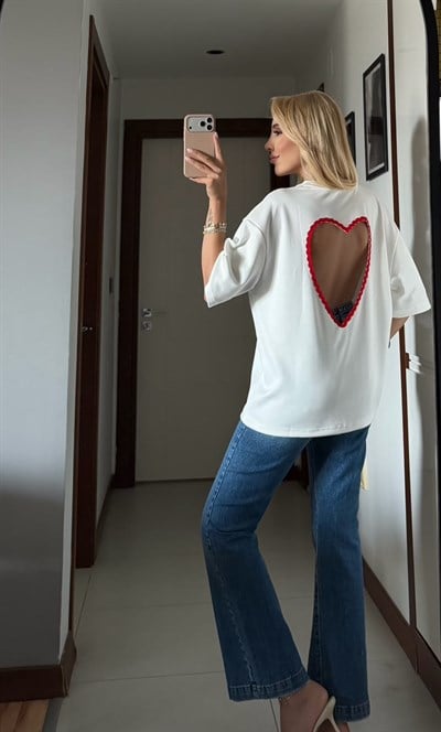 EKRU/KIRMIZI SIRTI KALP NAKIŞ DEKOLTELİ TSHİRT
