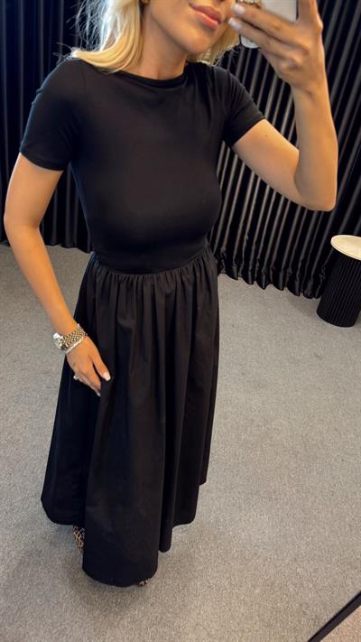 EMMA KISA KOL TSHİRT BALON ELBİSE SİYAH/SİYAH