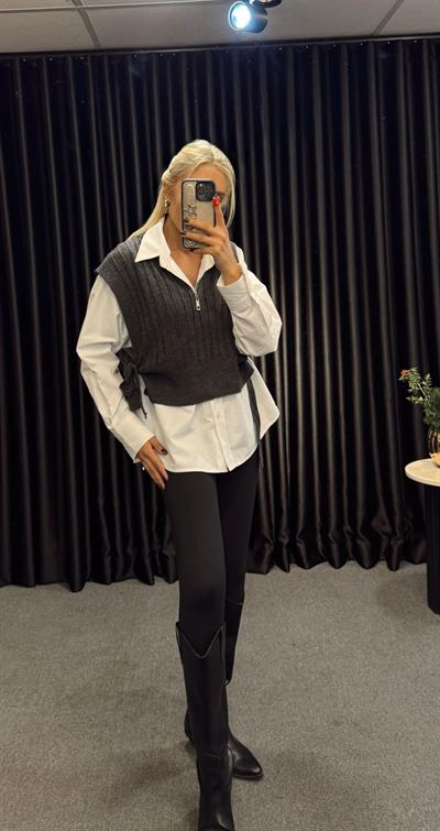 FERMUARLI BAĞCIK DETAYLI TRİKO SÜVETER GRİ