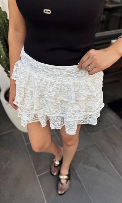 FIRFIRLI DANTELŞORT ETEK BEYAZ
